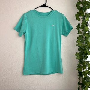Nike Dri Fit Womens T Shirt Size M